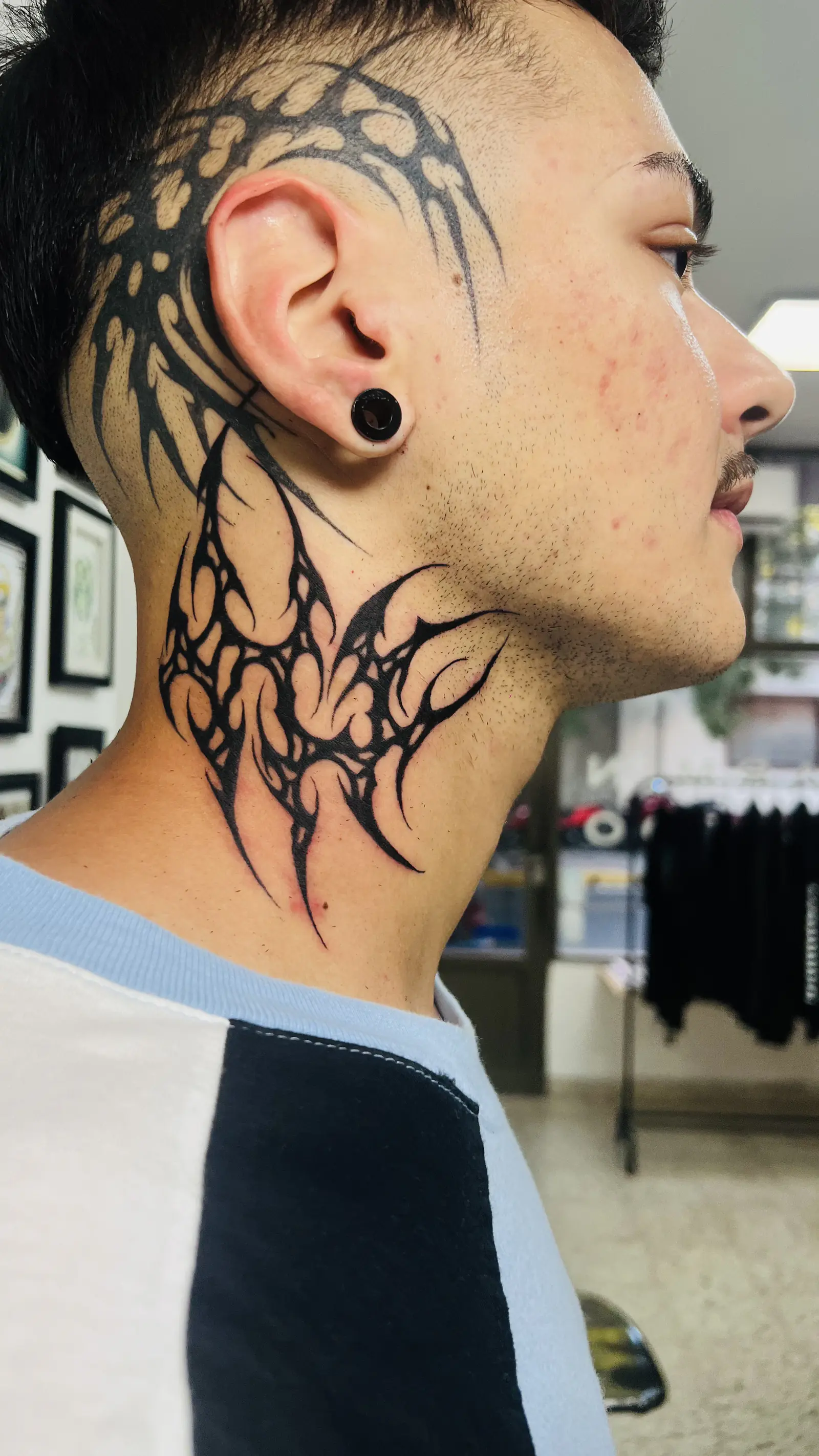 Tatuaje Dotwork por Holly Tattoo 13 — pieza 02