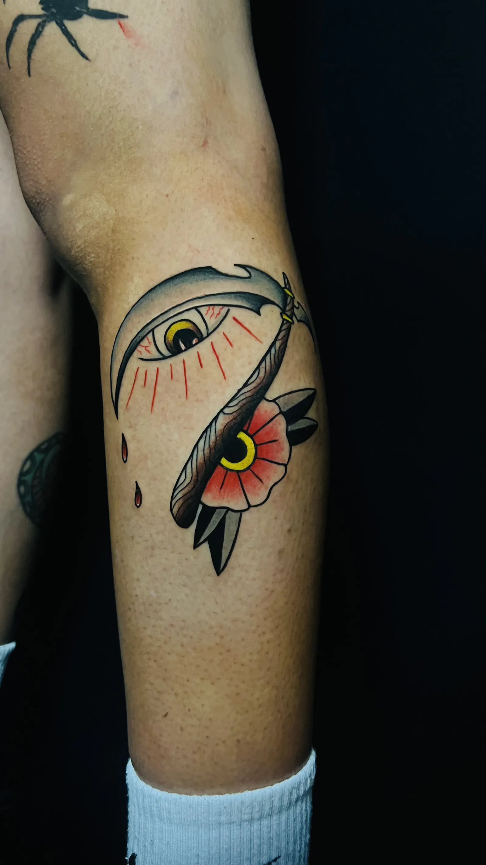 Tatuaje Tradicional Americano por Holly Tattoo 13 — pieza 03